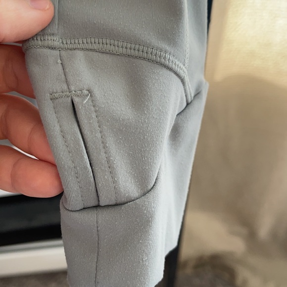 P'tula Rosy Seize the Day Pullover White Sage - Picture 4 of 6